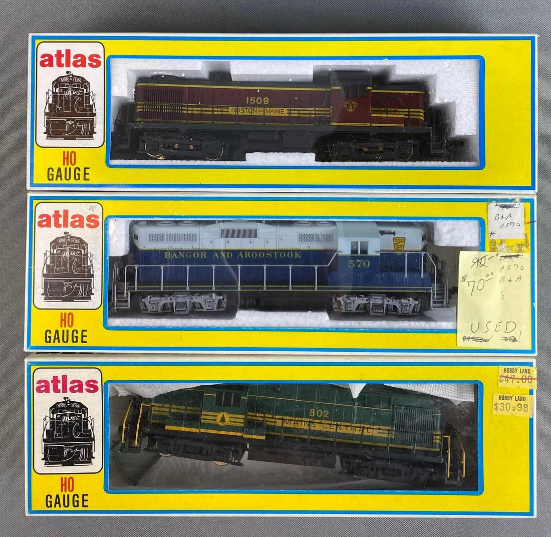 Group of 3 Atlas Ho Scale Locomotives: Maine Central 802 dummy, Boston and Maine 1509 and Bangor and Aroostook 570 diesel - untested, with boxes - 1 with original