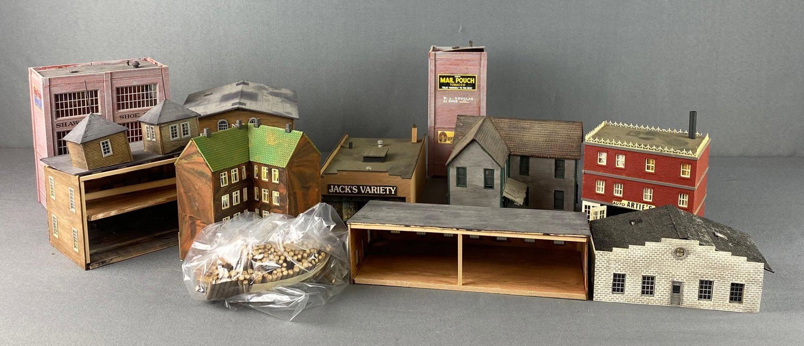 Group of 11 HO Scale Train Building Models (1 of 3)