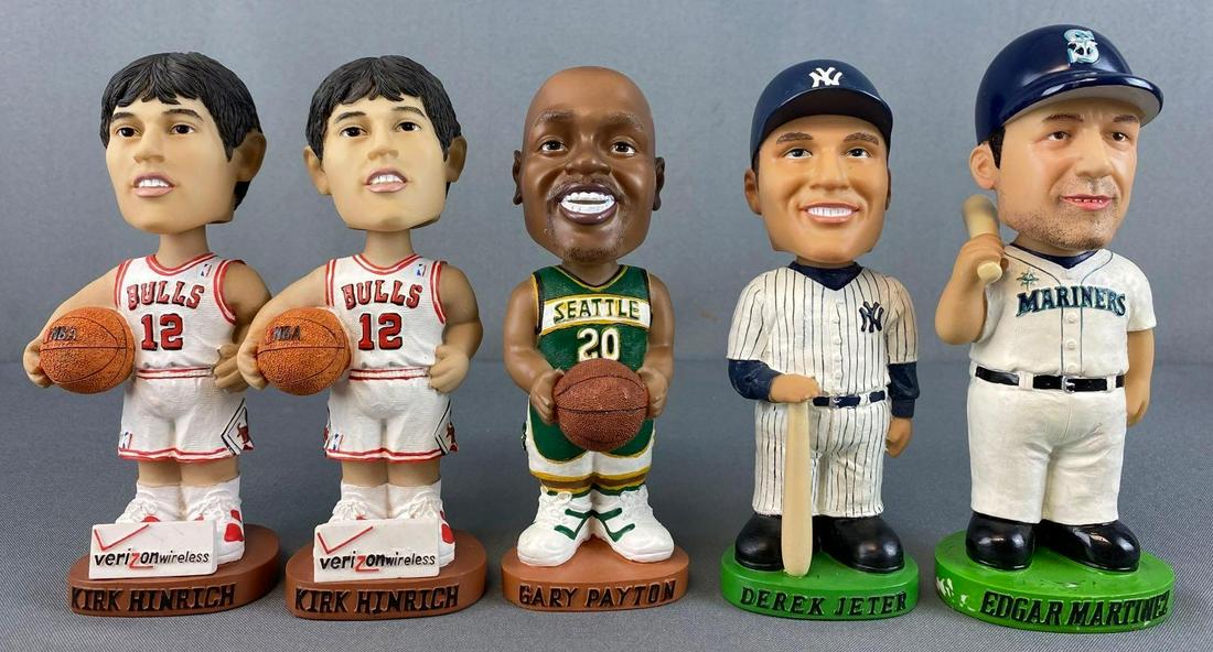 Group of 5 Bobble Heads (1 of 3)
