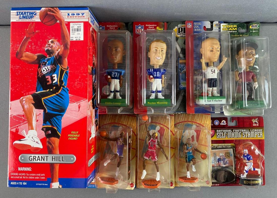 Group of 9 Sports Figures and Bobble Heads (1 of 6)