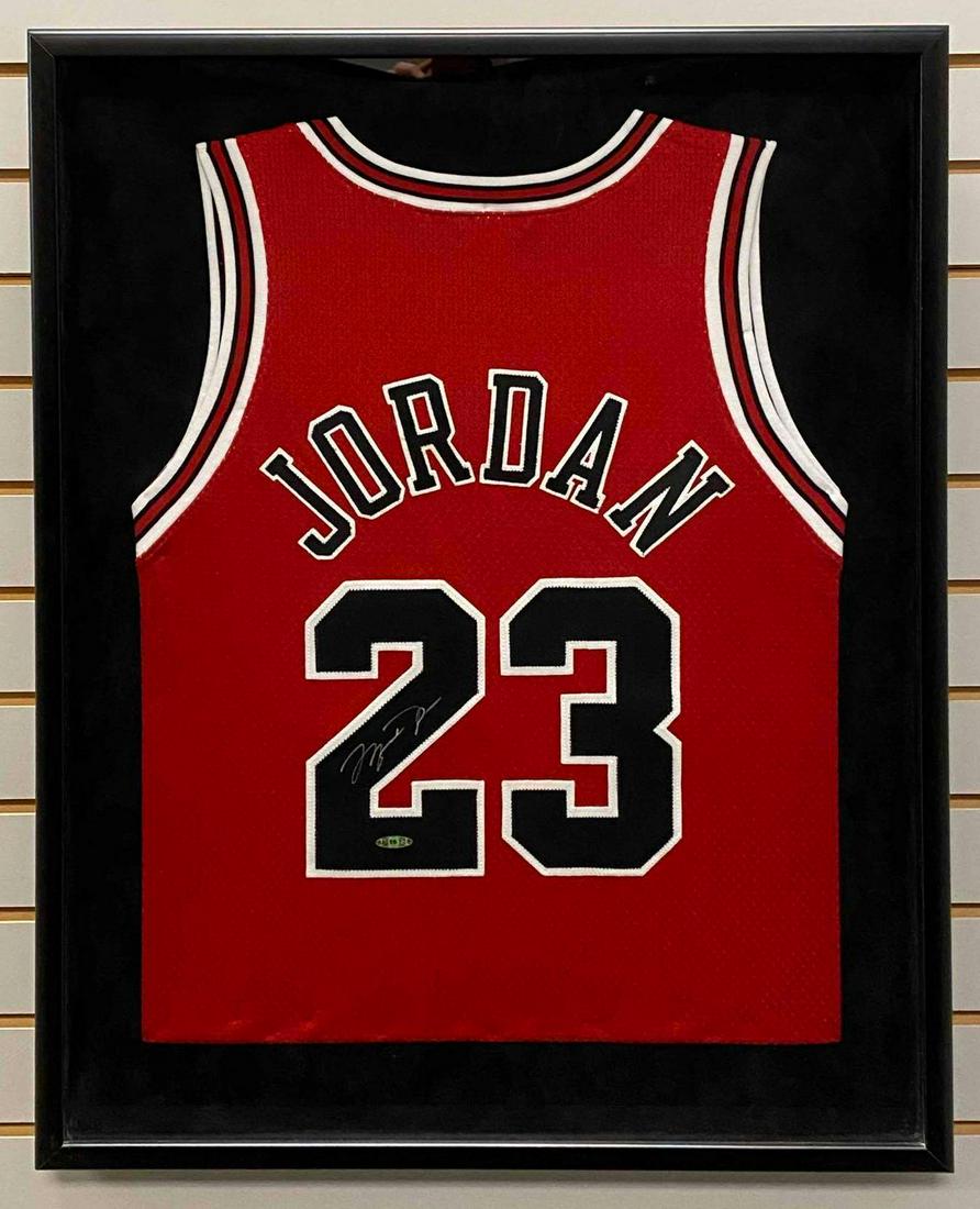 Michael Jordan Signed & Framed Chicago Bulls Jersey Upper Deck Witnessed COA (1 of 10)