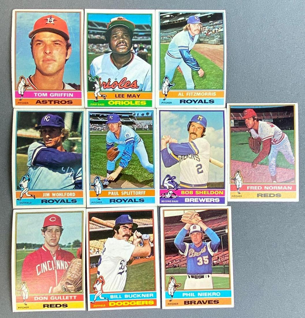 Group of 2400+ 1976 Topps Baseball Cards (1 of 3)