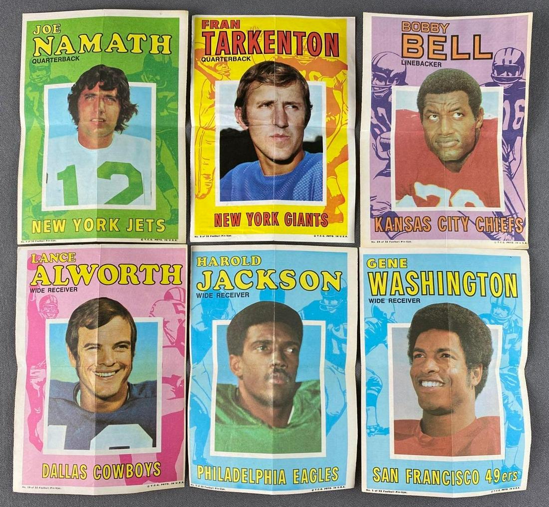 Group of 6 Topps Football 5 x 7 Poster Pin Ups (1 of 5)