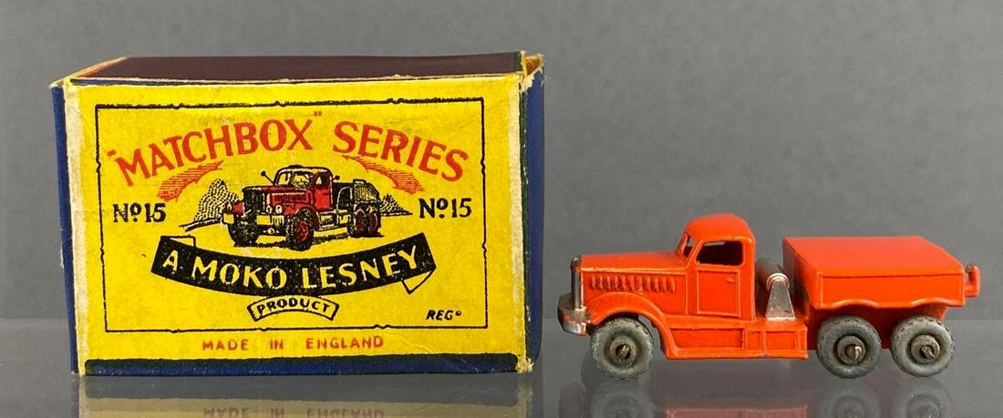Matchbox No. 15 Diamond T Prime Mover (1 of 8)