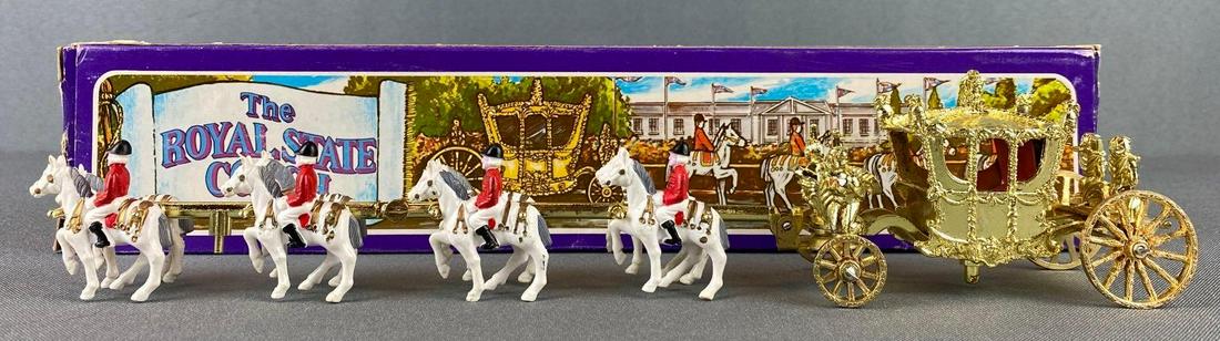 Crescent The Royal State Coach (1 of 7)