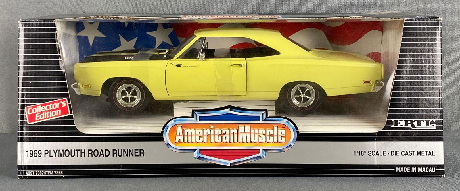 ERTL 1969 Plymouth Road Runner Die-Cast Vehicle (1 of 5)