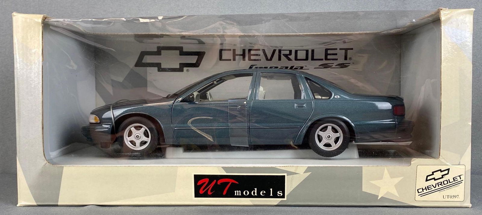 UT models Chevrolet Impala マルーン 1/18 Ut Models Chevrolet Impala Ss Die Cast Vehicle