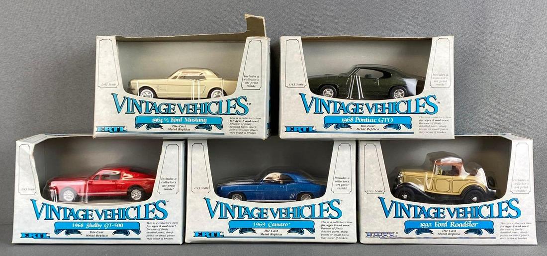 Group of 5 ERTL Vintage Vehicles Die-Cast Vehicles (1 of 11)