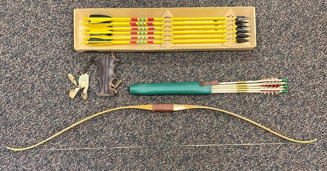 Group of 5 Archery Bow and Accessories (1 of 6)