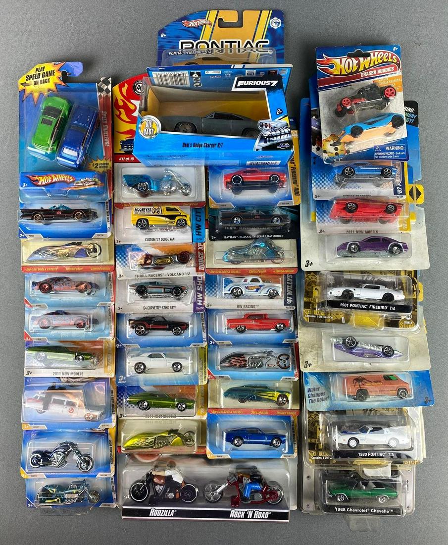 Group of Hot Wheels Die Cast Vehicles (1 of 5)