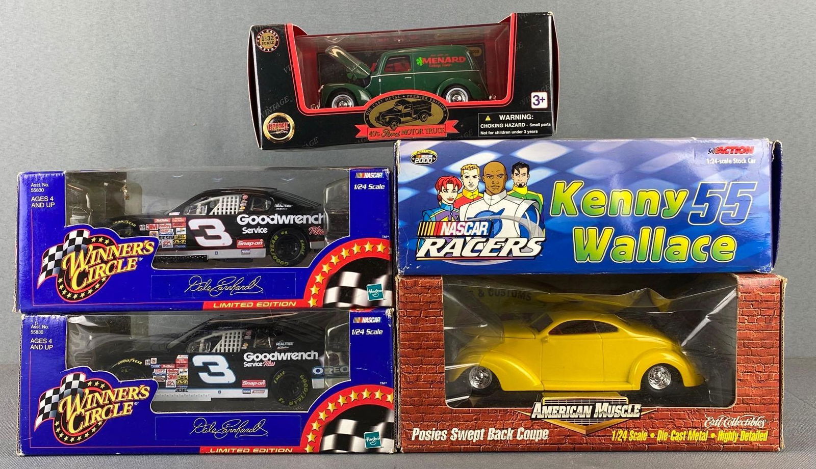 Group of 5 Assorted Die Cast Vehicles (1 of 4)