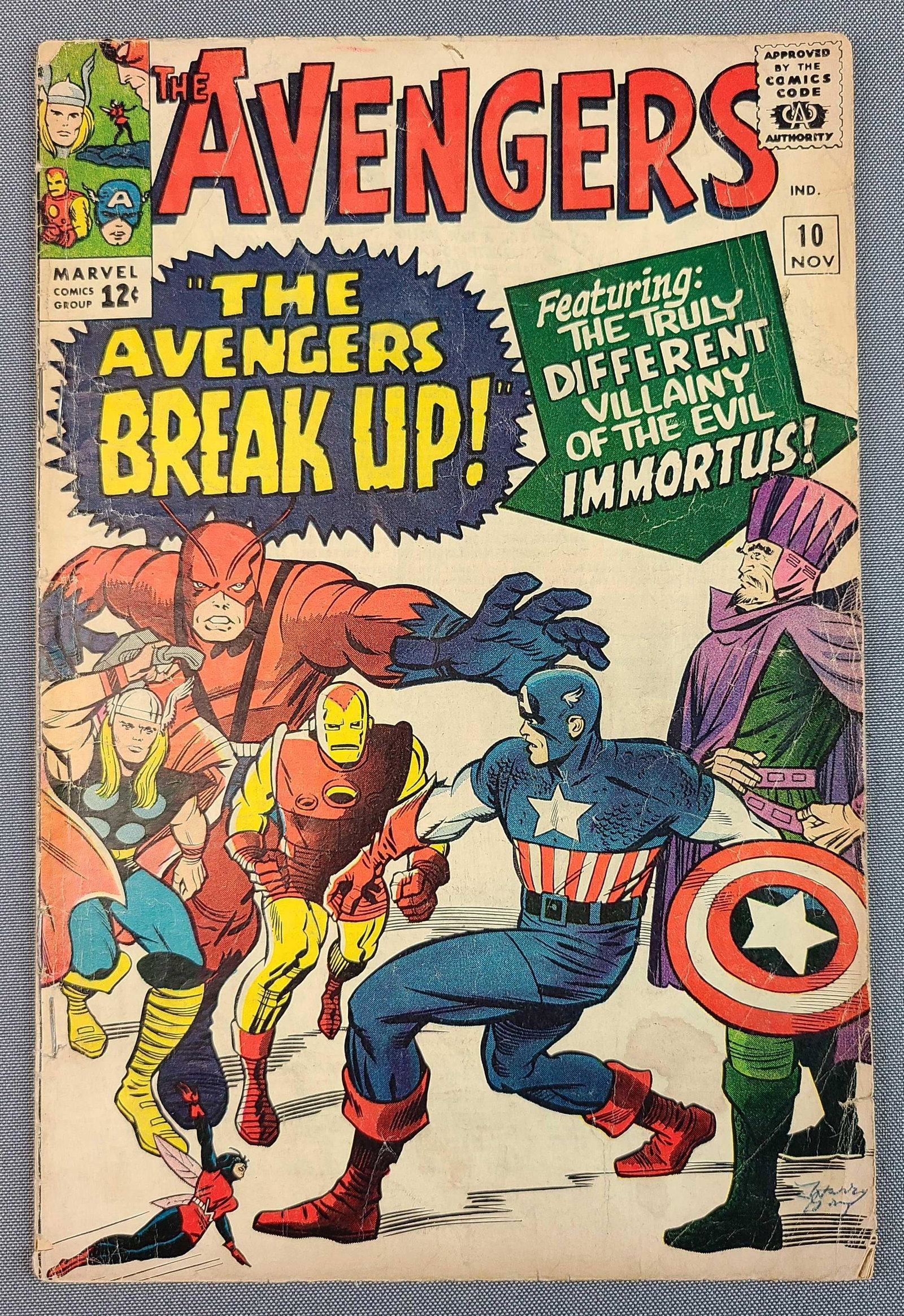 Marvel Comics The Avengers No. 10 (1 of 8)