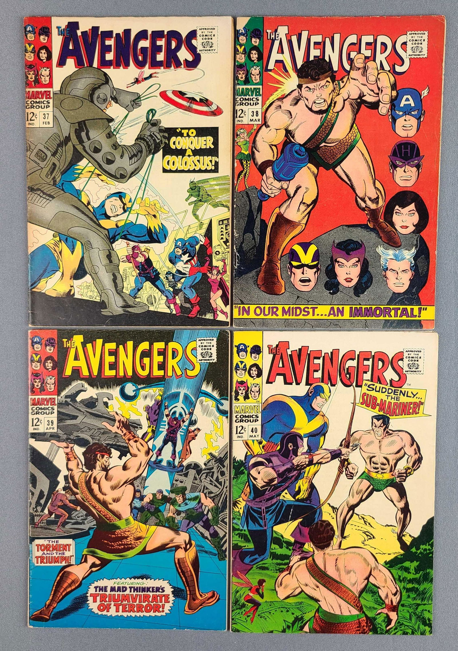 Group of 4 Marvel Comics The Avengers Comic Books (1 of 6)