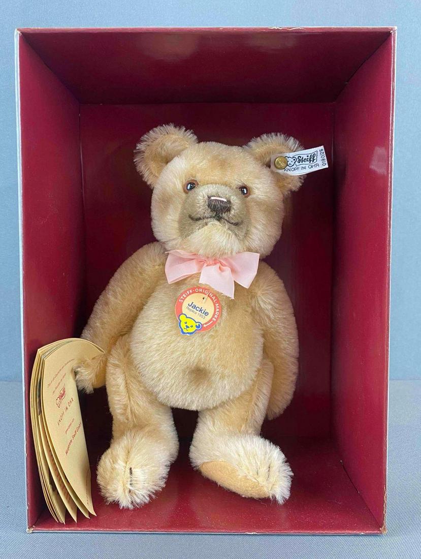 Steiff 1953 Jackie Replica: No. 007315. With COA and original box. Secured in box.