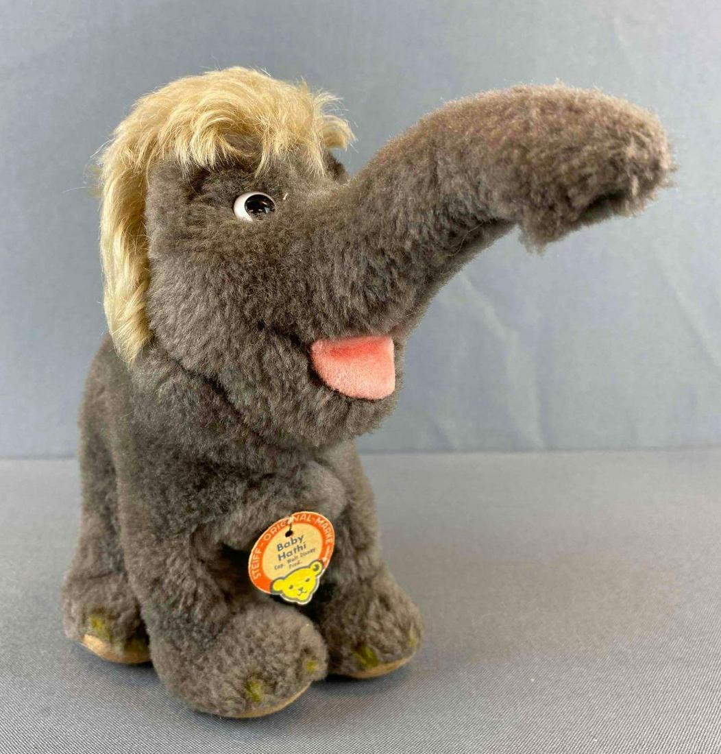 Steiff Baby Hathi: Missing ears. Walt Disney.