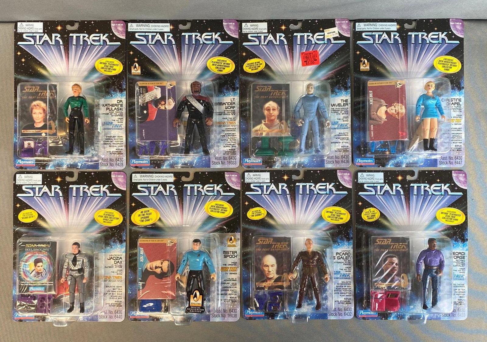 Group of 8 Playmates Star Trek Action Figures (1 of 7)