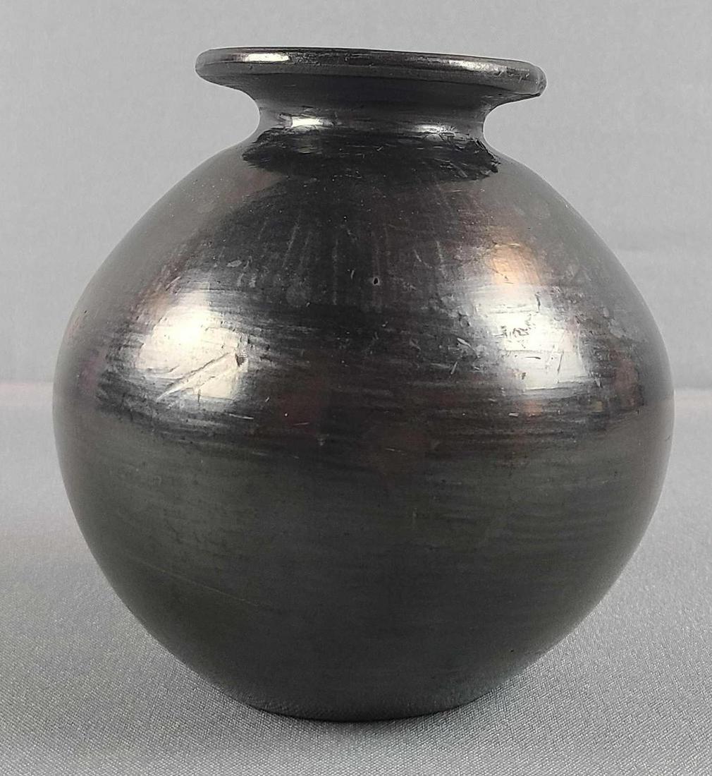 Mexican Polished Black Pottery Jar (1 of 5)