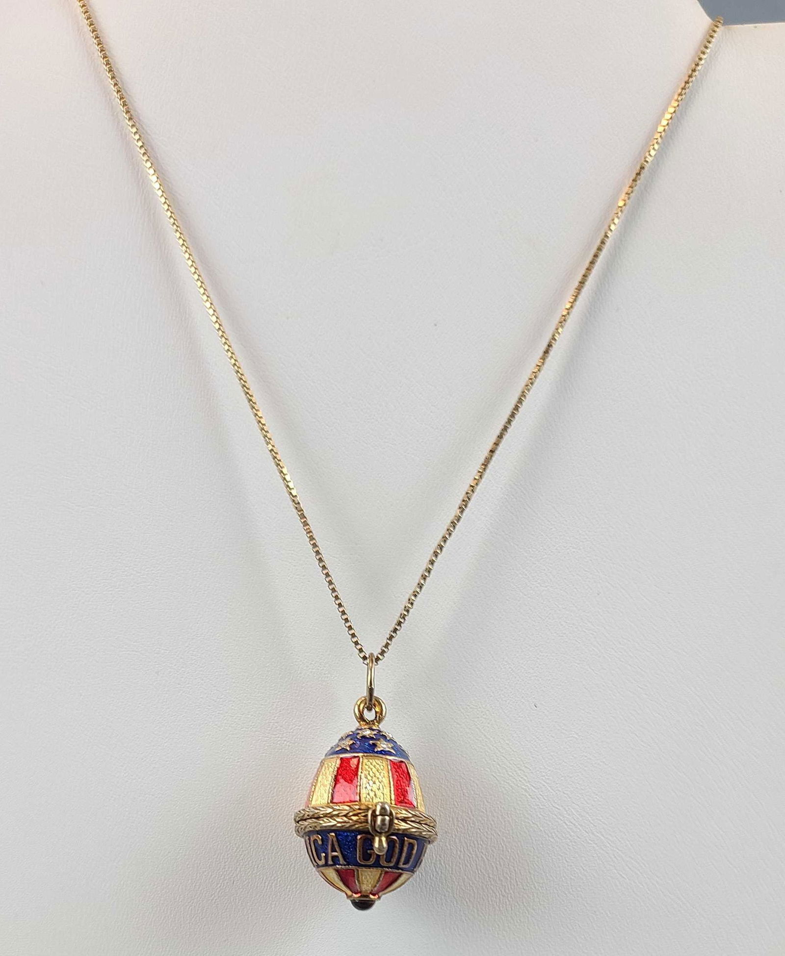 14K Gold Box Chain Necklace with Patriotic Pendant (1 of 6)