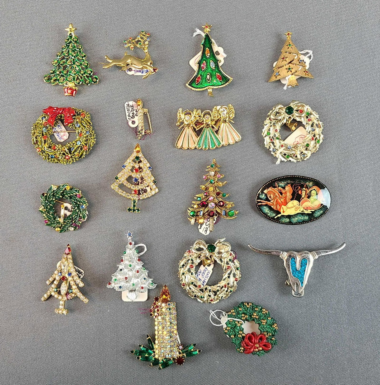 Group of 18 Vintage Pins (1 of 3)