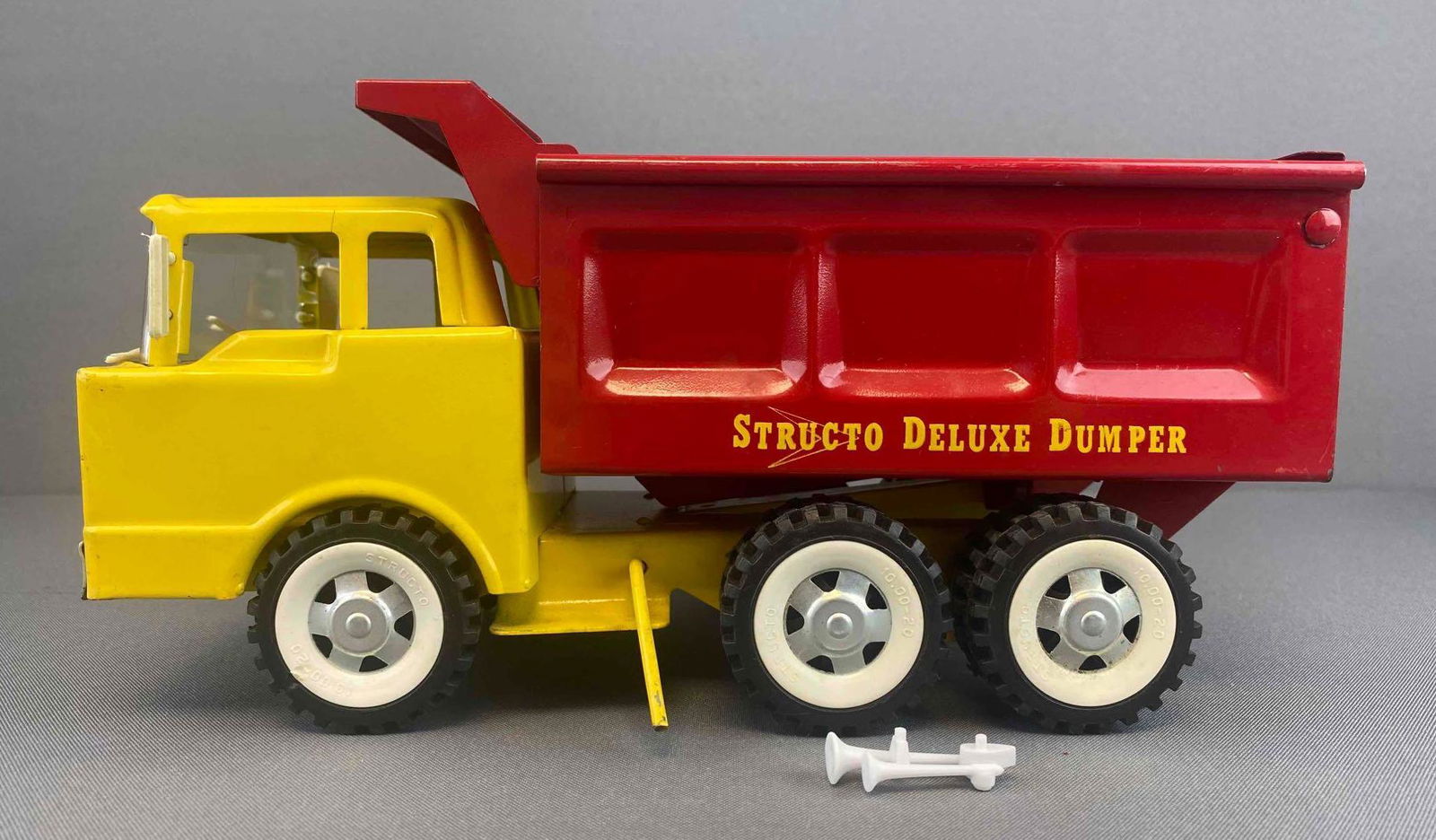 Structo Ford Pressed Steel Cab Over Dump Truck (1 of 7)