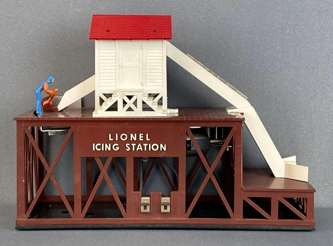 Lionel Ice Depot No. 352 With Ice Blocks (1 of 8)