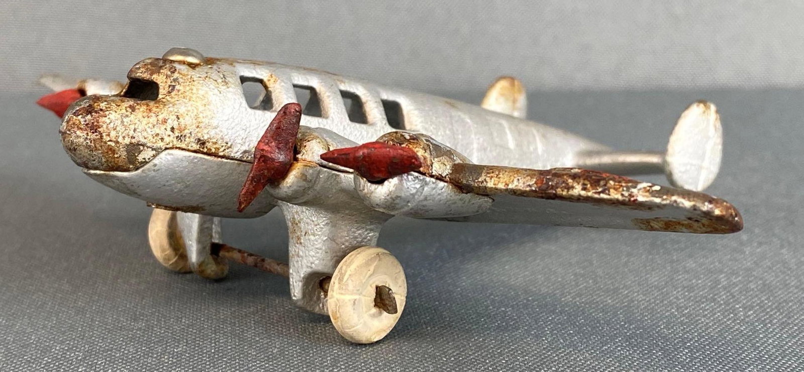 Pre-War Hubley Cast Iron Transport Plane (1 of 9)