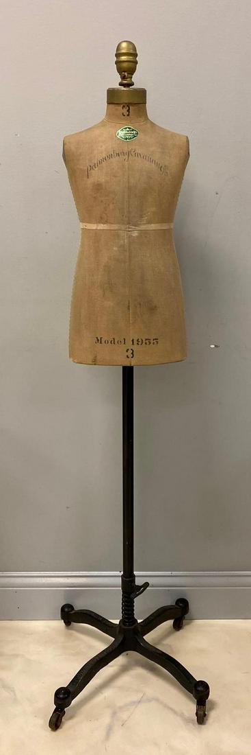 Vintage Caranaugh Child Dress Form (1 of 6)