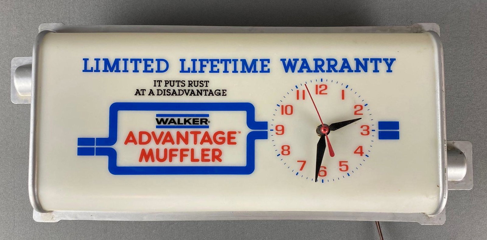 Walker Advantage Muffler Light Up Advertising Clock (1 of 5)