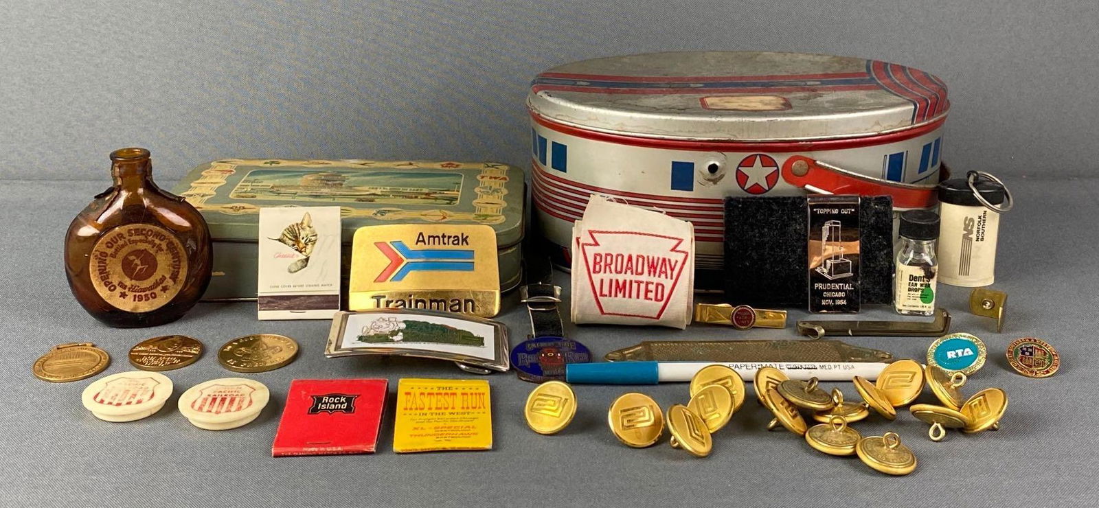 Group of 30+ Assorted Train Items (1 of 4)