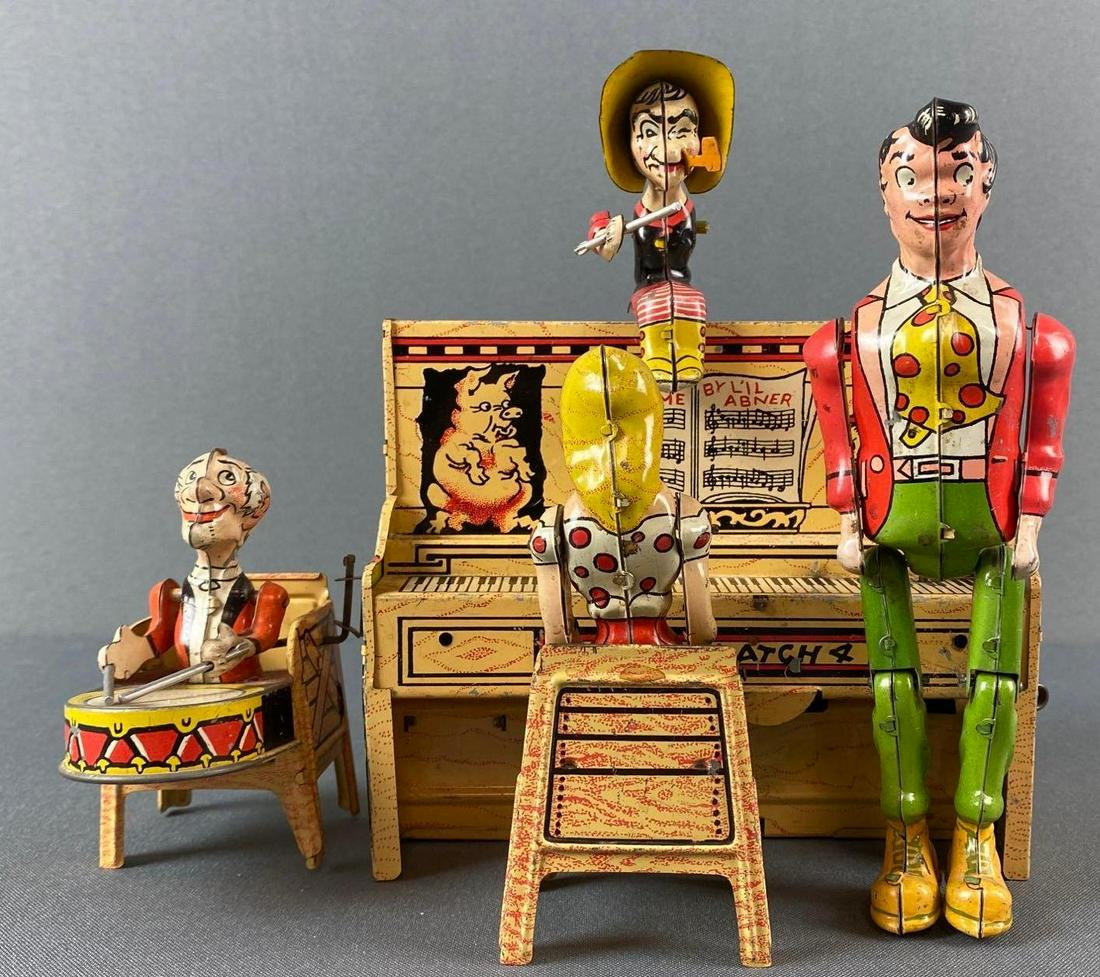 Lil Abner and his Dogpatch Tin Litho Wind-Up Paino (1 of 8)