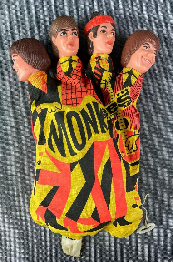 Vintage The Monkees Pull String Hand Puppet (1 of 3)