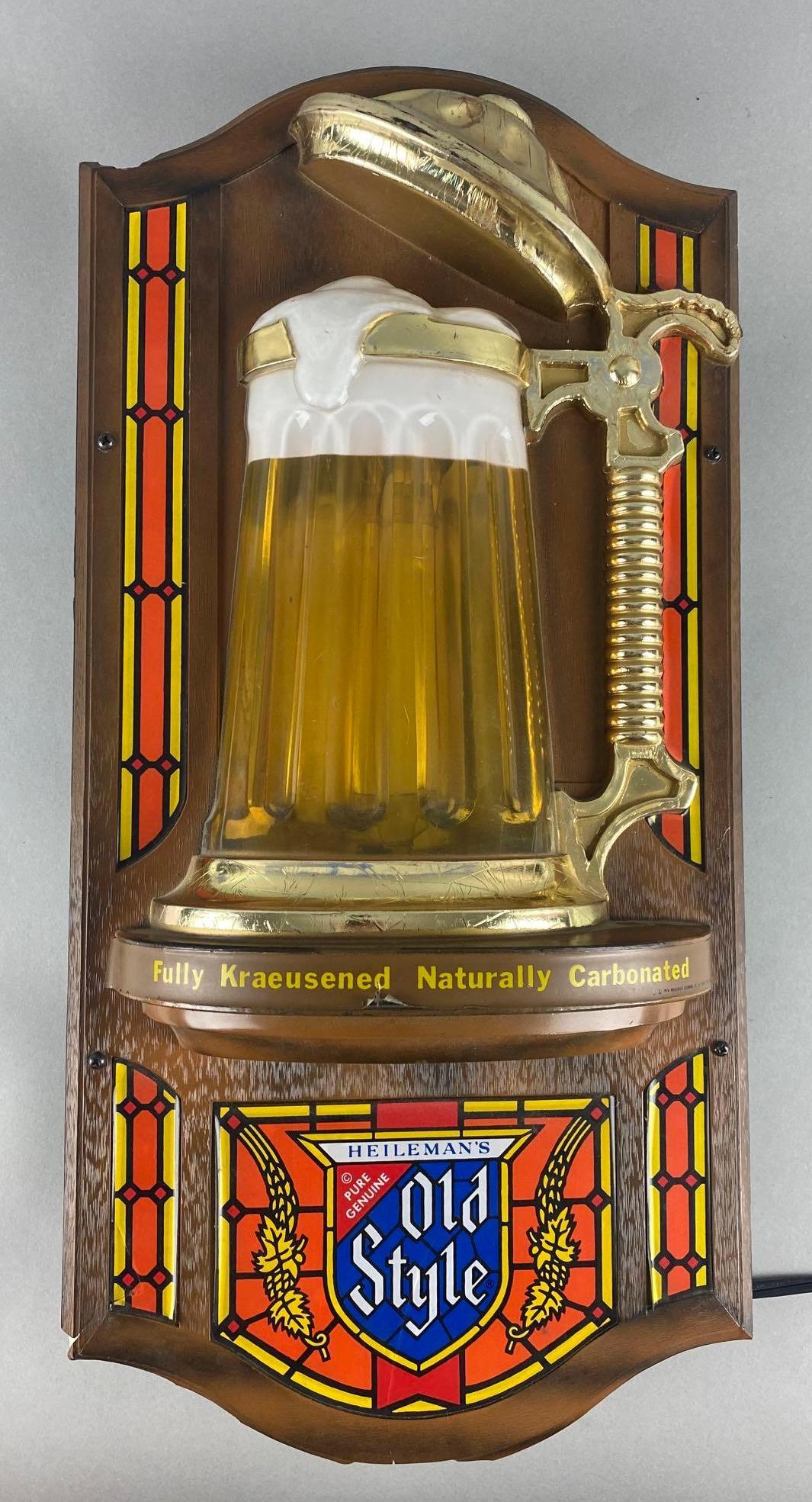Heilemans Old Style Light Up Bubbler Advertising Beer Sign (1 of 5)