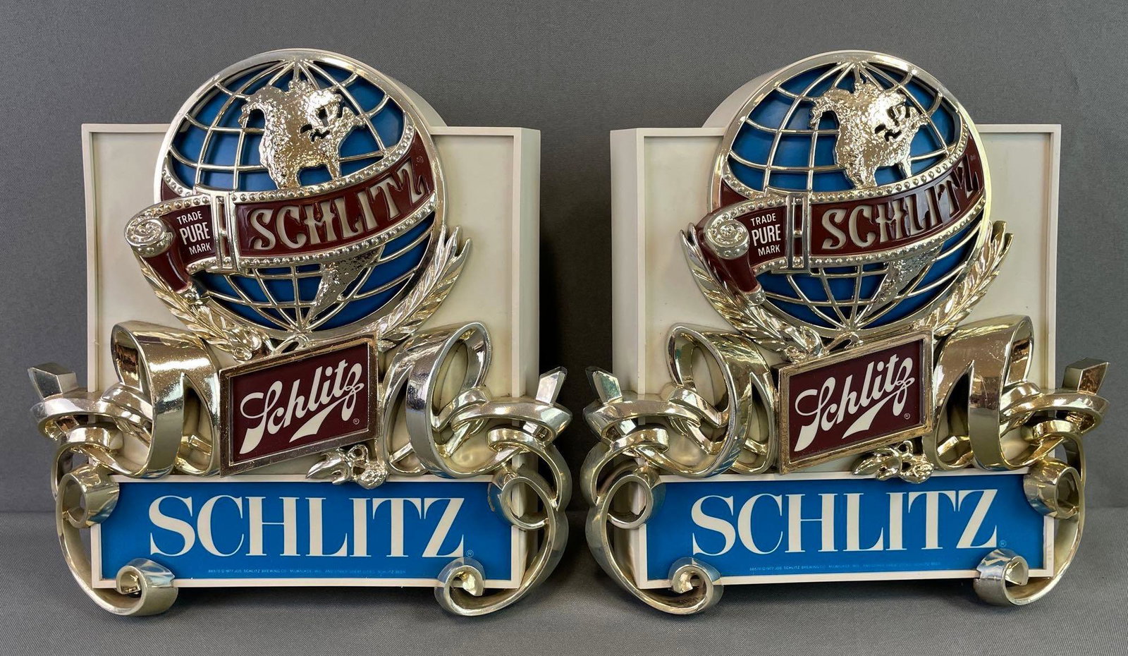 Pair Of Schlitz Beer Light Up Globe Advertising Signs (1 of 3)