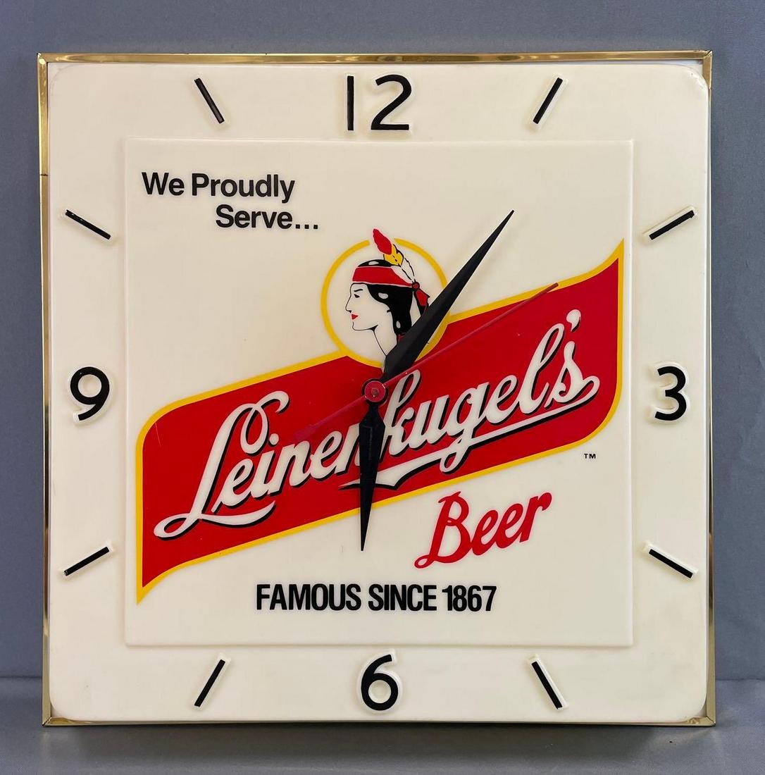 Vintage Leinenkugels Beer Light Up Advertising Clock (1 of 3)