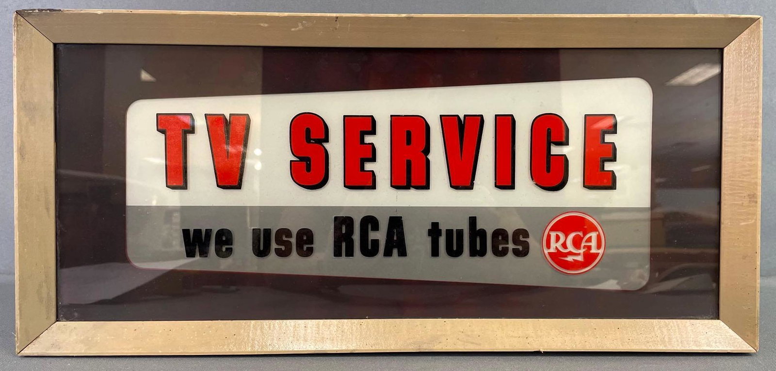Vintage RCA Tubes Light Up Advertising Back Bar Sign (1 of 3)