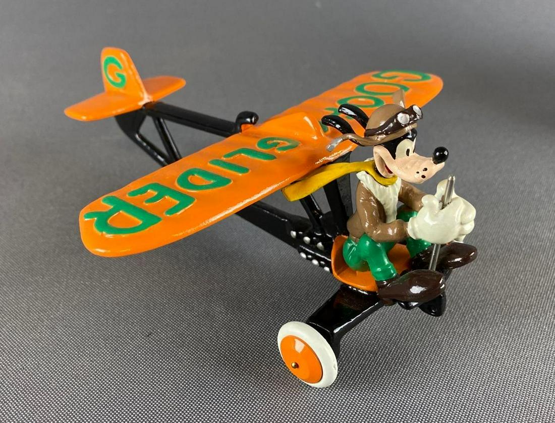 Pride Lines Disney Cast Iron Goofy Glider Figurine (1 of 5)