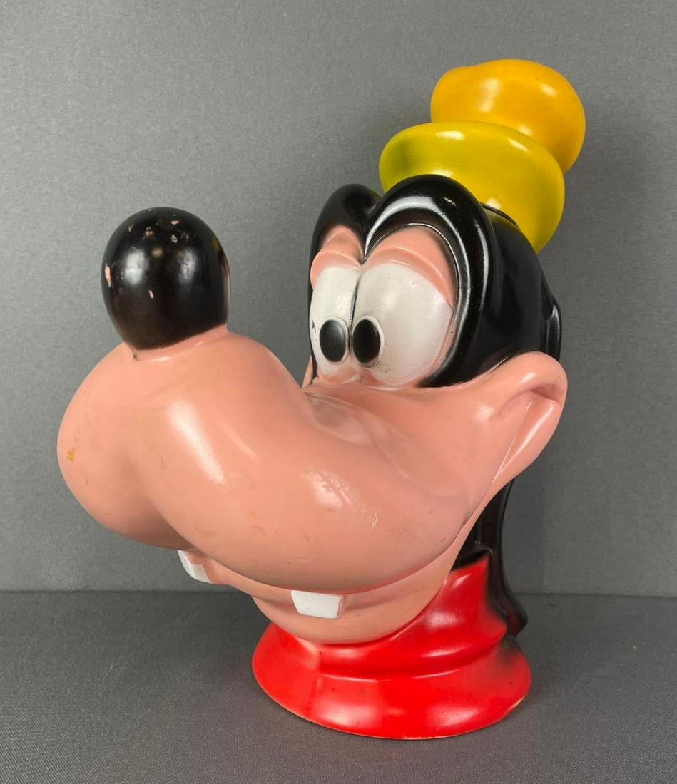 1971 Disney Goofy Plastic Bank (1 of 5)