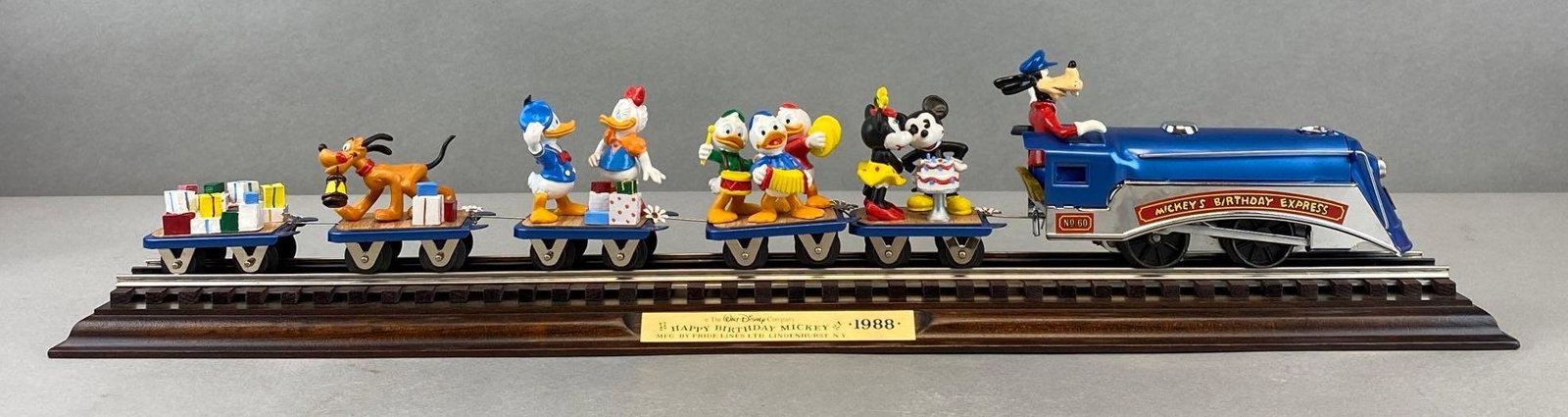 Walt Disney Pride Lines Happy Birthday Mickey Train Set (1 of 4)
