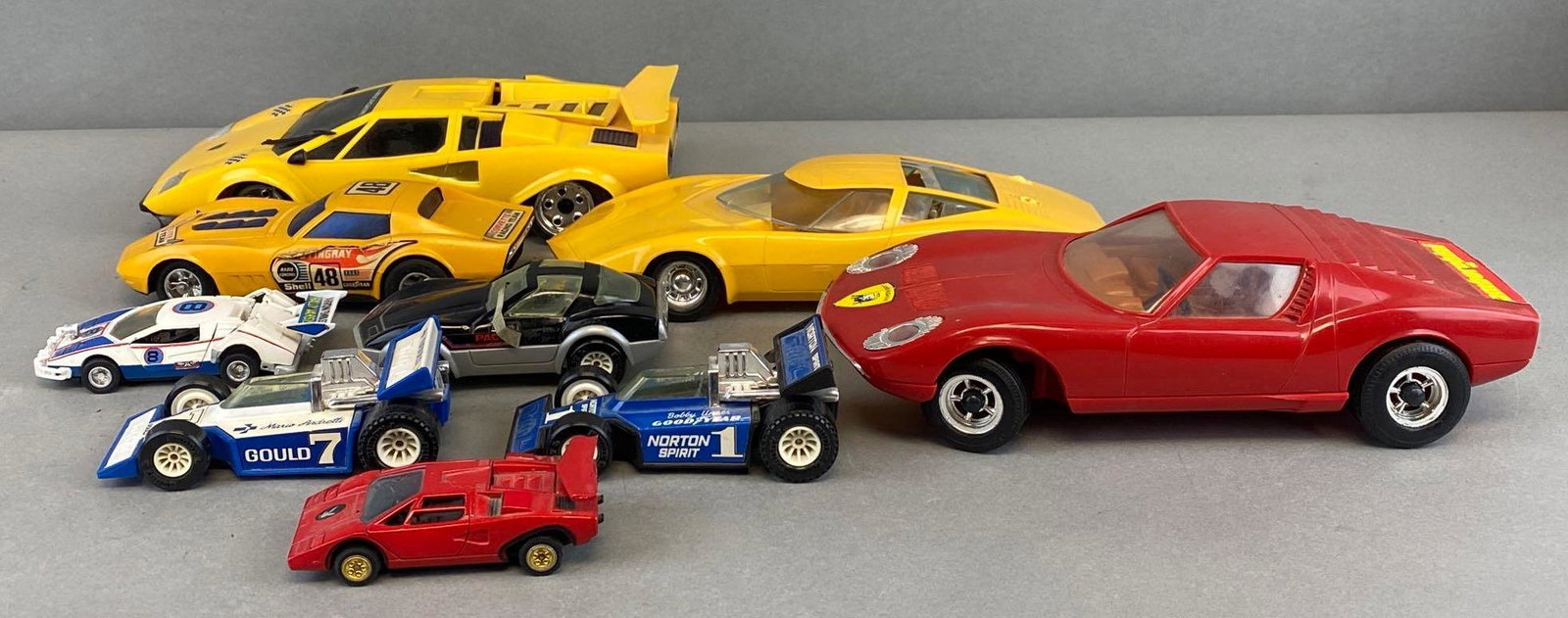 Group of 9 Assorted Toy Cars (1 of 3)