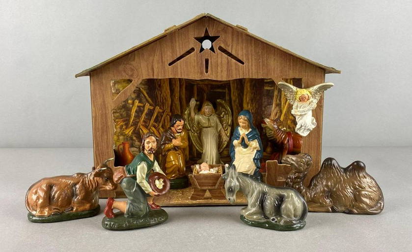 Vintage Hand Painted Nativity Set (0304) on Dec 17, 2022 Matthew