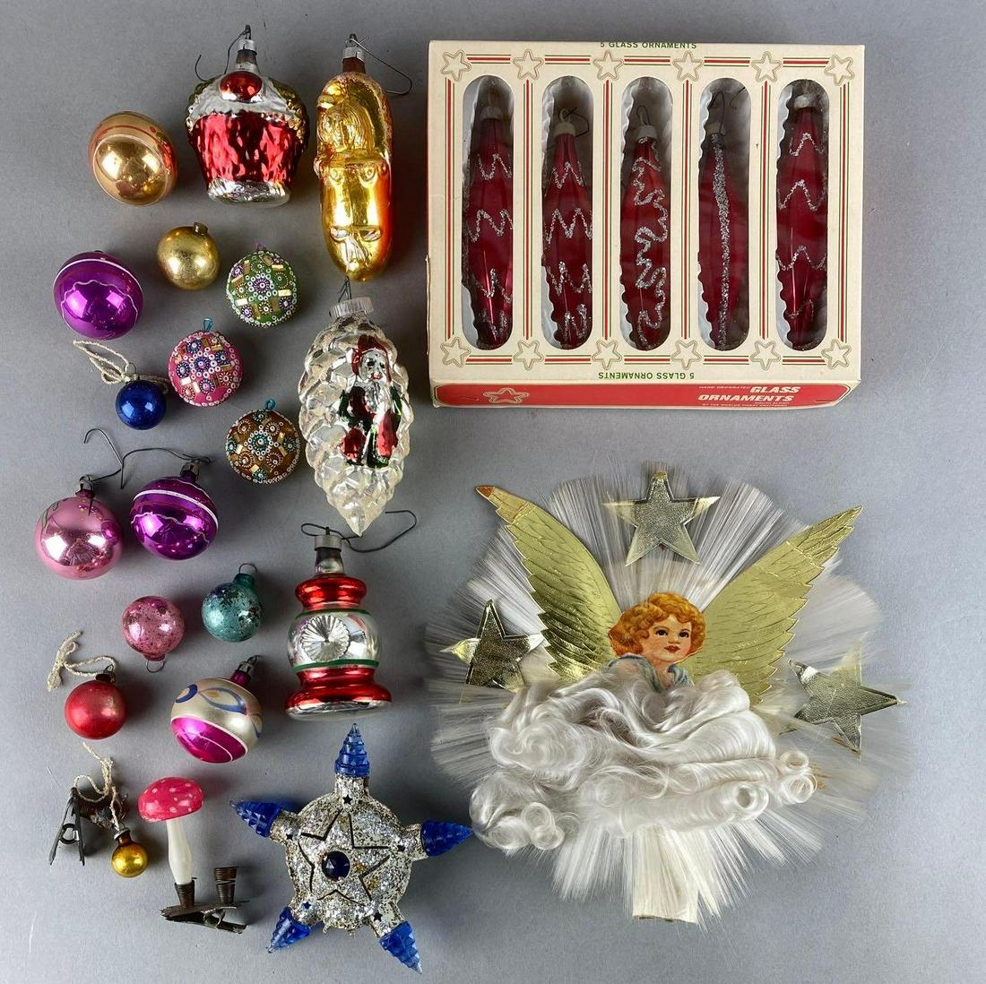 Group of Assorted Vintage Christmas Ornaments (1 of 5)
