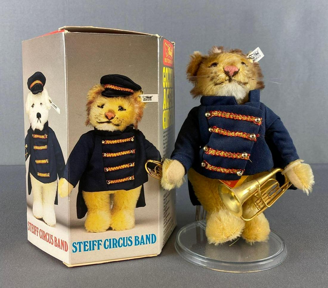 Limited Edition Steiff Golden Age of the Circus Lion Bandsman Teddy Bear (1 of 6)