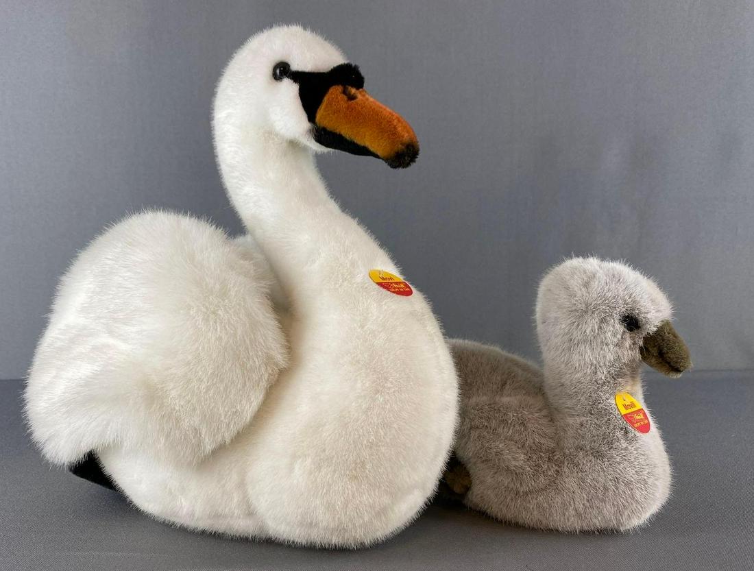 Group of 2 Assorted Steiff Teddy Bears (1 of 6)