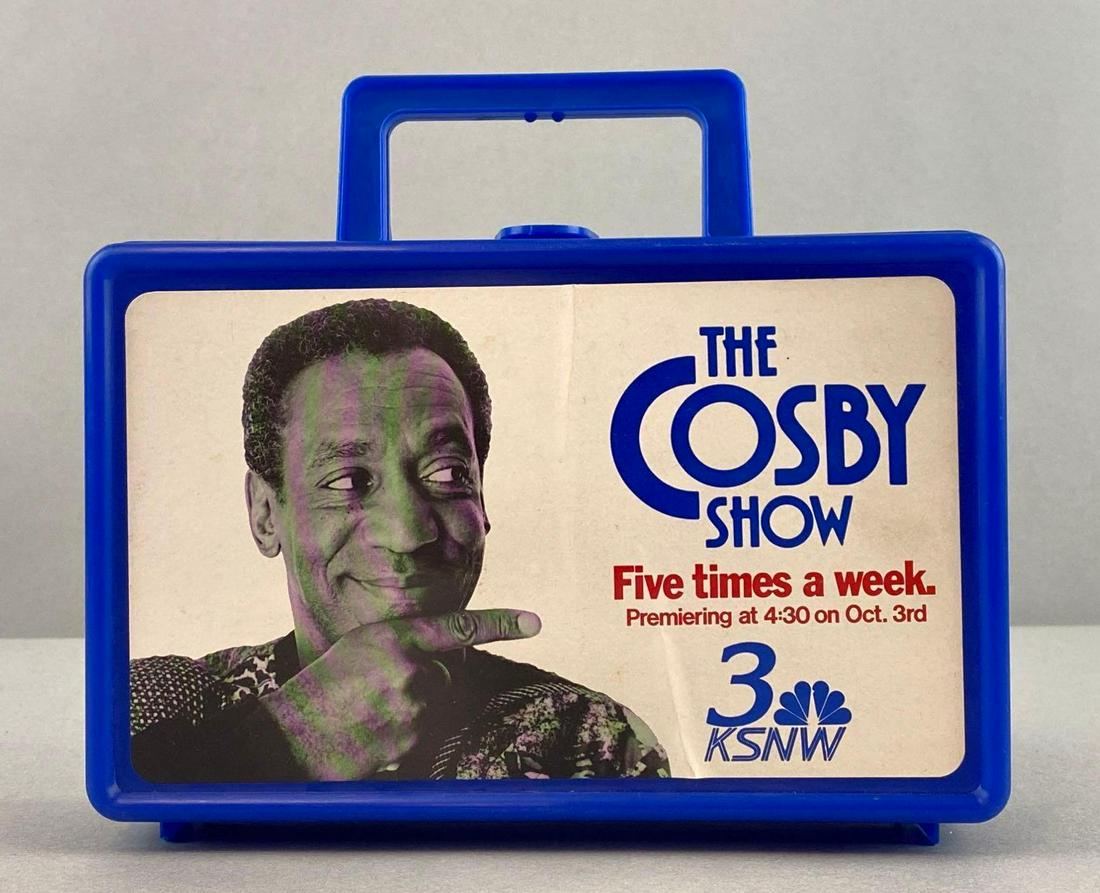 The Cosby Show Plastic Lunch Box: 5 1/2 x 8 x 2 1/2 inches