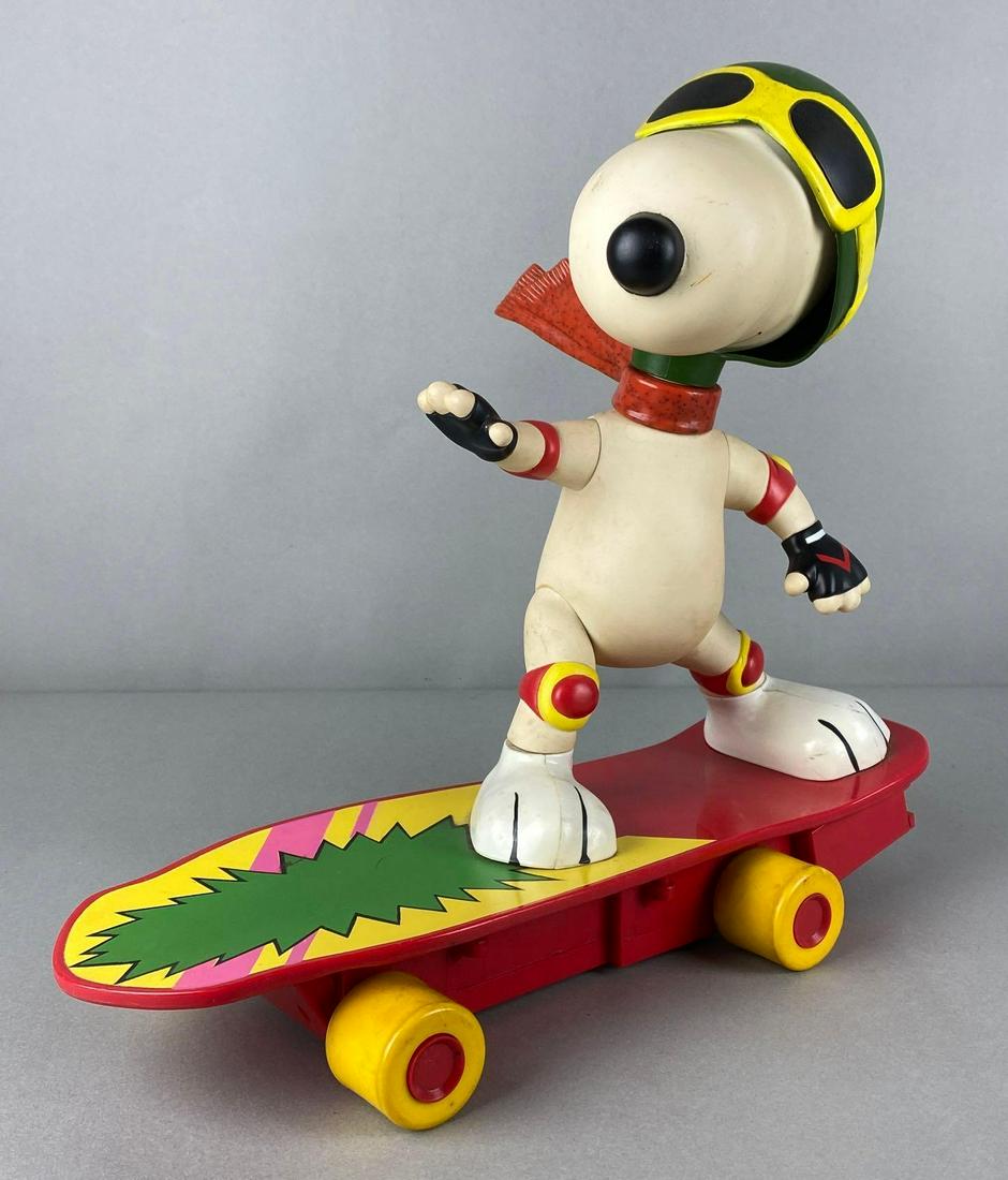 Matchbox Peanuts Snoopy RC Skateboard Toy: 1987, Missing remote, Untested, Measures 13 1/2 x 15 x 7in.