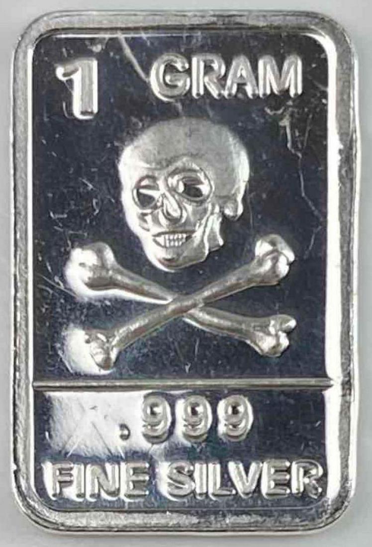 1 gram .999 fine silver bar skull crossbones (1 of 2)