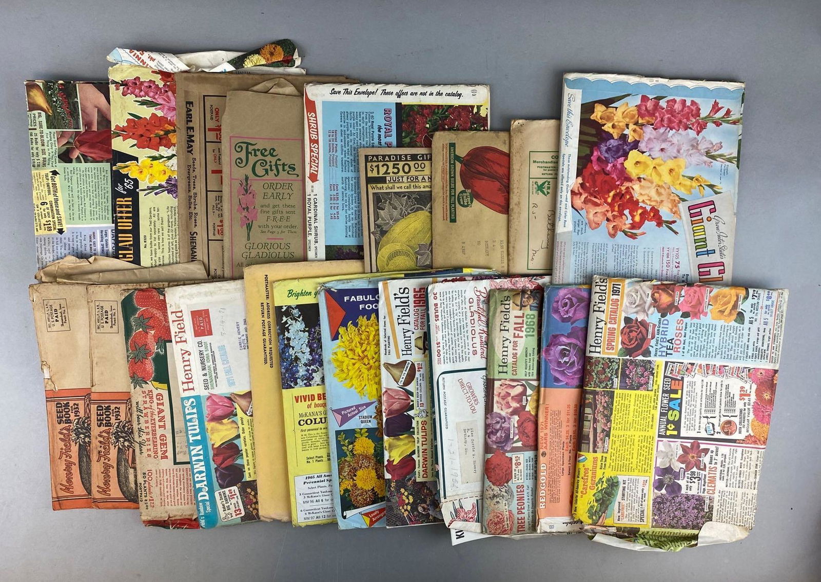 Group of 20+ Assorted Seed Gardening Catalogs (1 of 4)