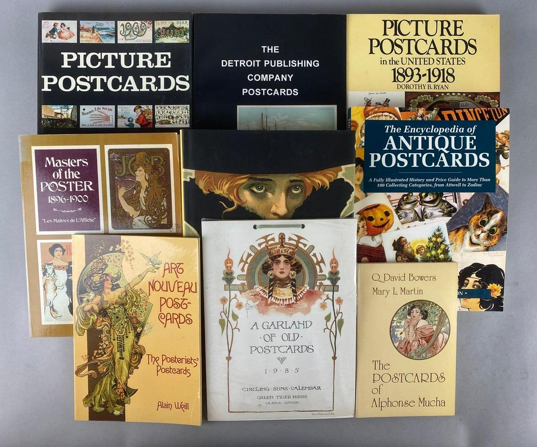 Group of 8 Postcard Books (1 of 8)