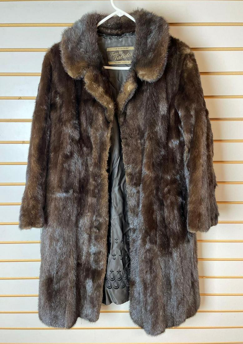 Womens Mink Fur Coat: small hole in pocket. measures 38 x 17 1/2, sleeves 20 1/2 inches