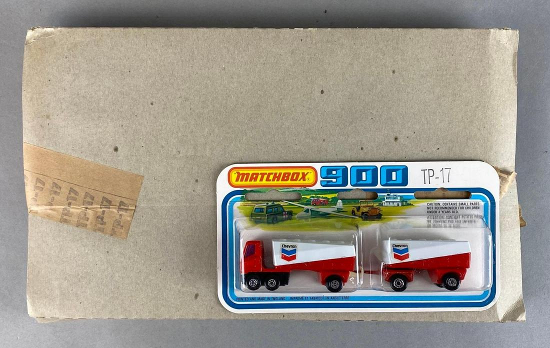 Matchbox 900 TP-17 Factory Shipping Sleeve: 1978. A Lesney Product. Sleeve holds 6 identical packages. Sleeve measures 8 1/2 x 14 x 1 1/2in.
